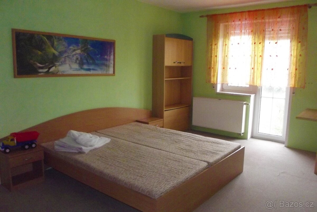 Pronajmu v Domažlicích nový pěkný byt .2+1 - 2