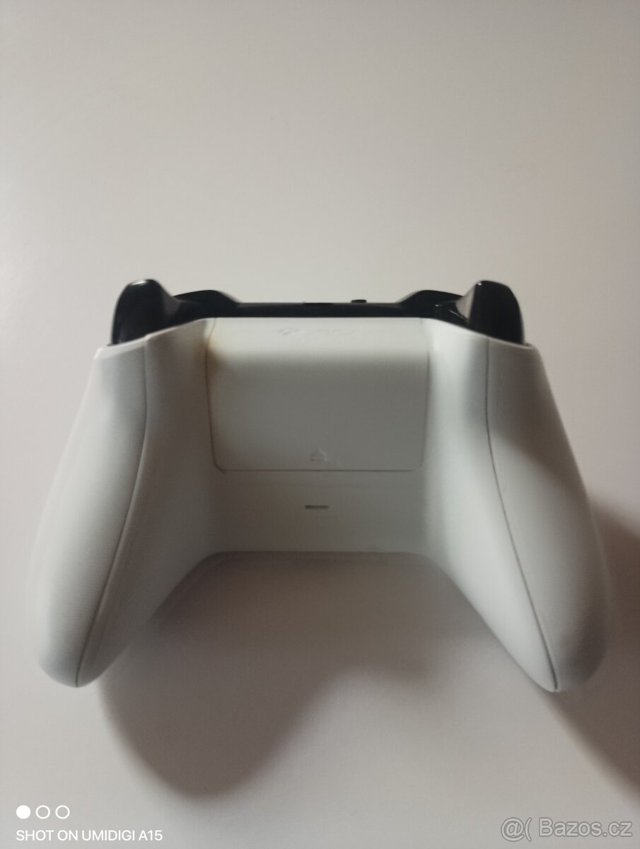 Ovladač Xbox one s - 2