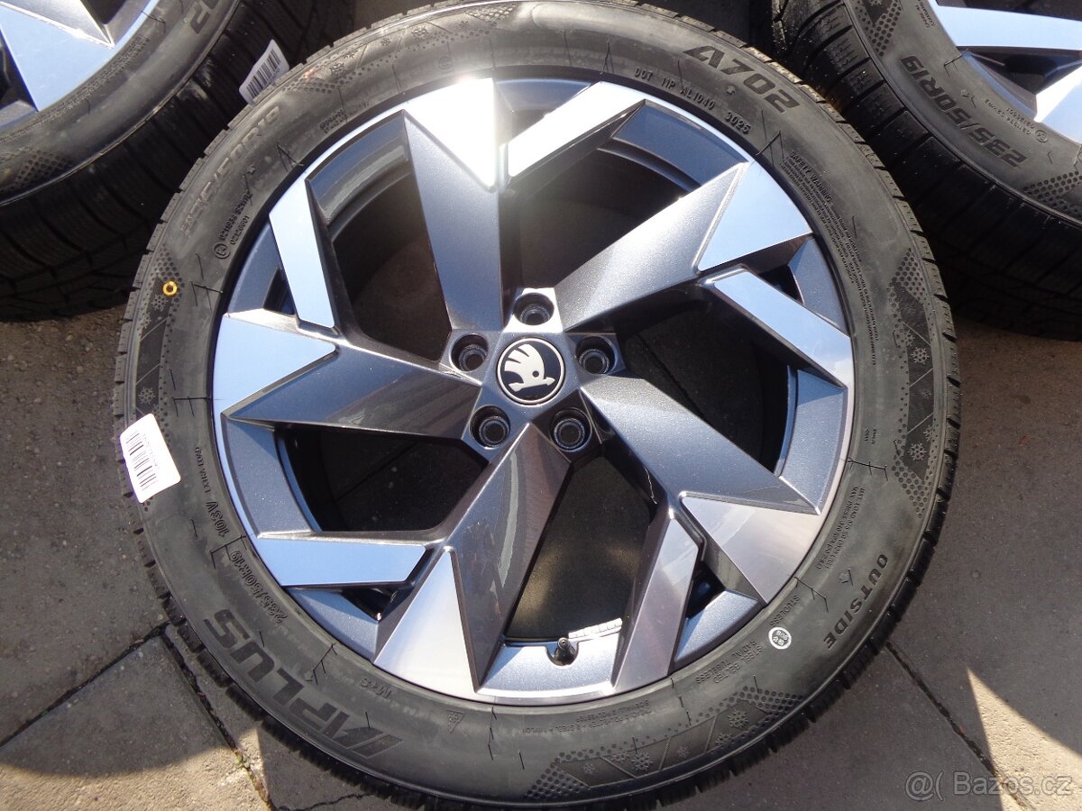 new Skoda Kodiaq 2024- / VW Tiguan zimna sada 235/50R19 - 2