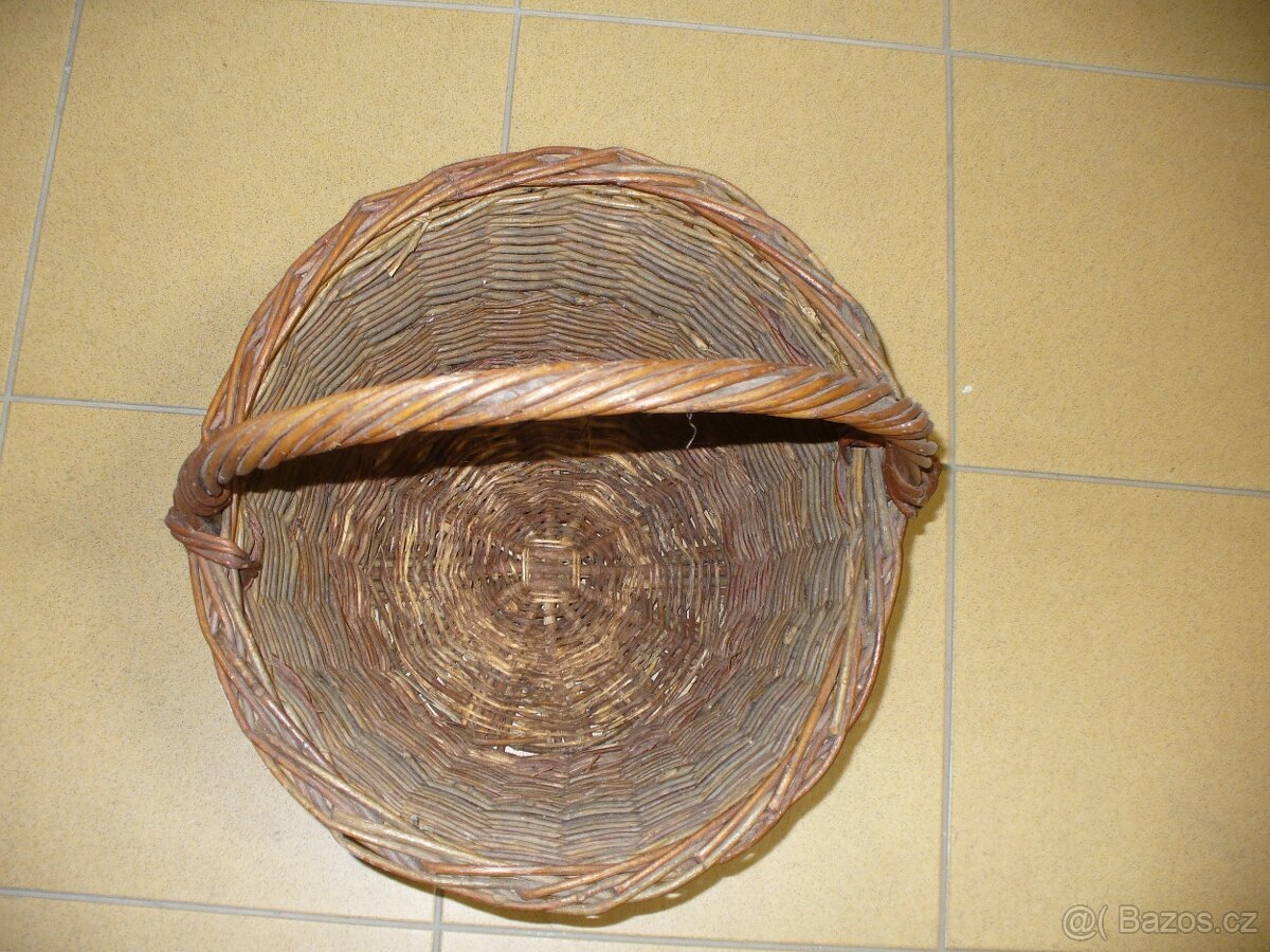 proutěný koš - 2