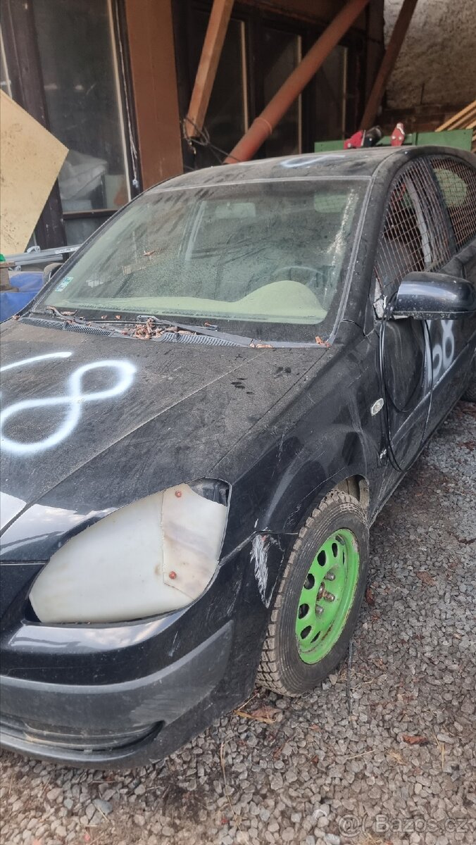 Autocross Kia Rio 2 1.4 16V - 2