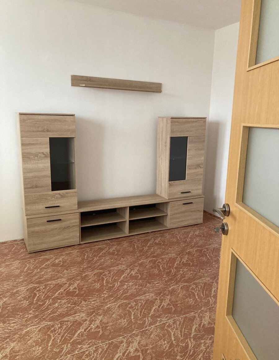 Pronájem bytu 1+1 38 m² Komenského, Plzeň - 2