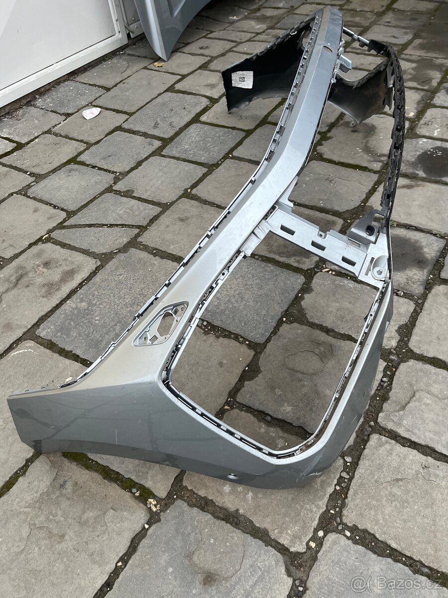 Touareg III naraznik - 2