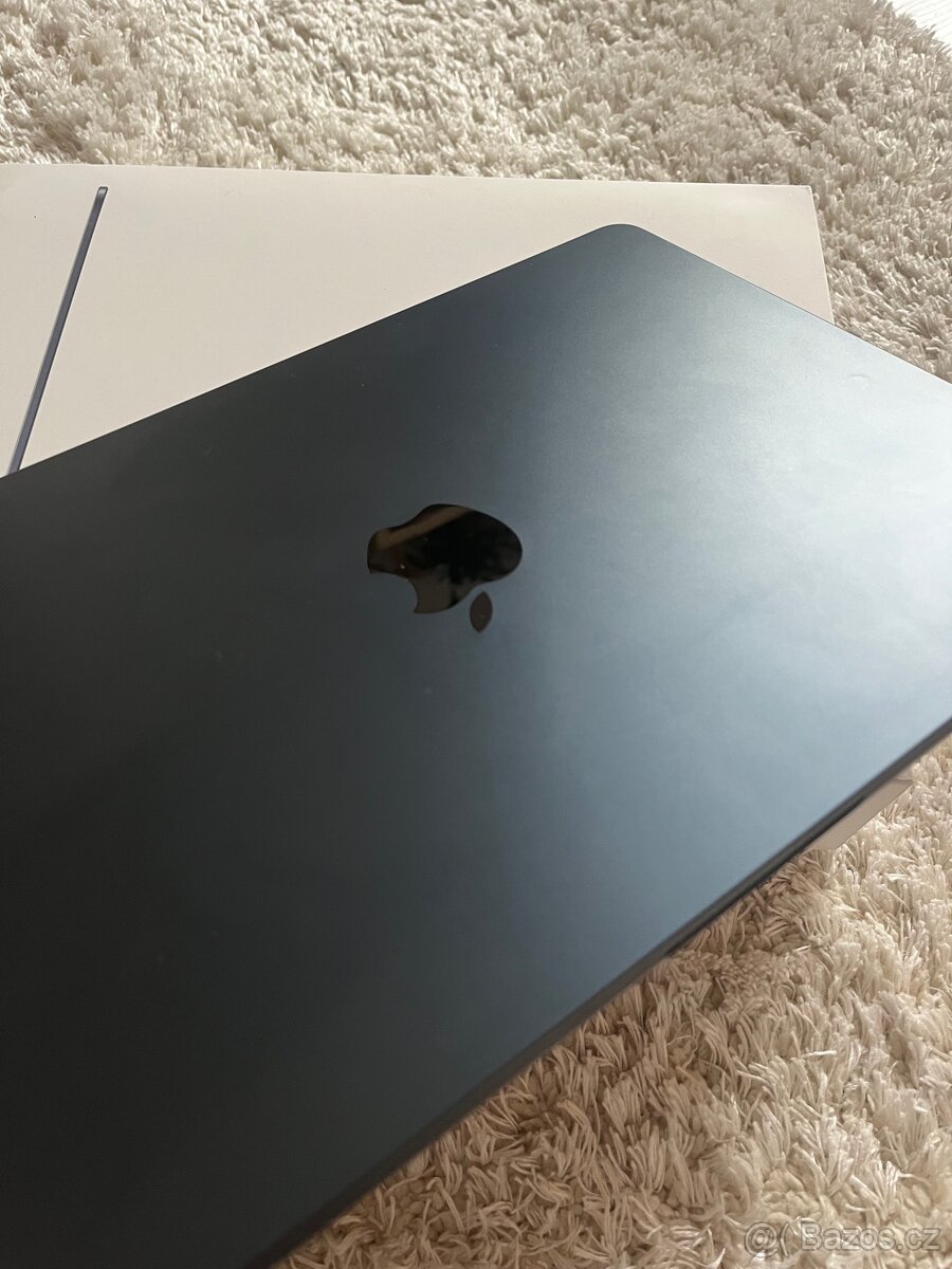 MacBook Air M3 - 2