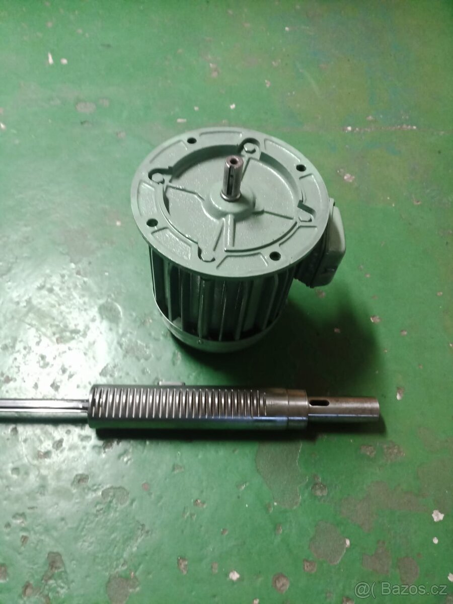 Elektromotor a vřeteno s pinolou - 2