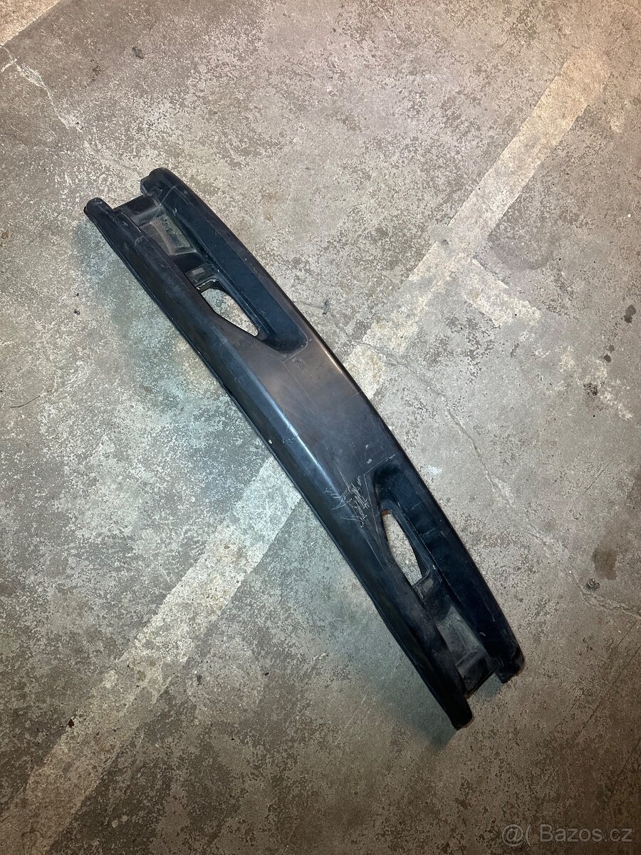 Ford Probe - výztuha předního nárazníku - 2