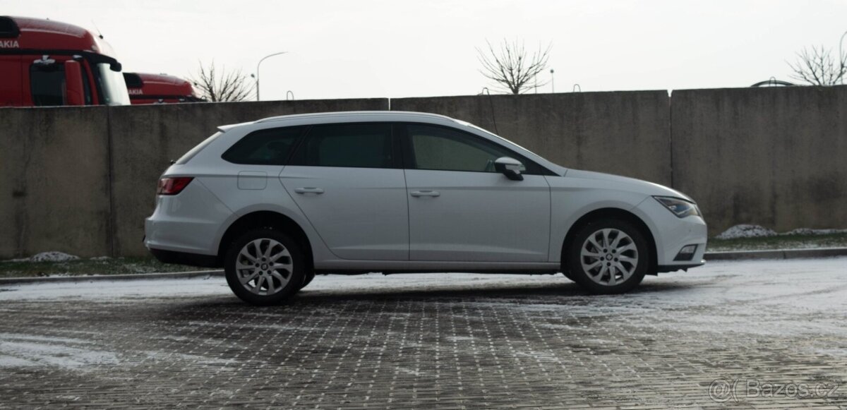 Seat Leon 1.6 TDI CR Style DSG - 2
