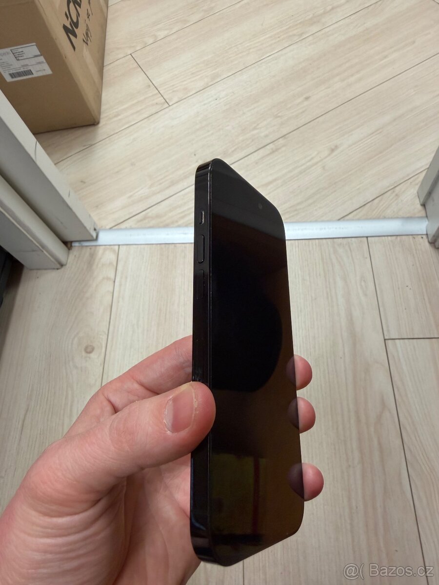 Iphone 14 pro 256 GB - černý - 2