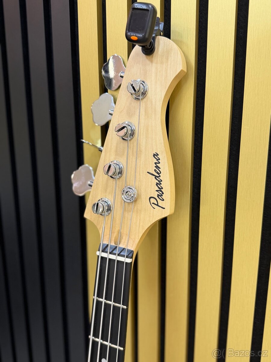 Baskytara Pasadena - 2