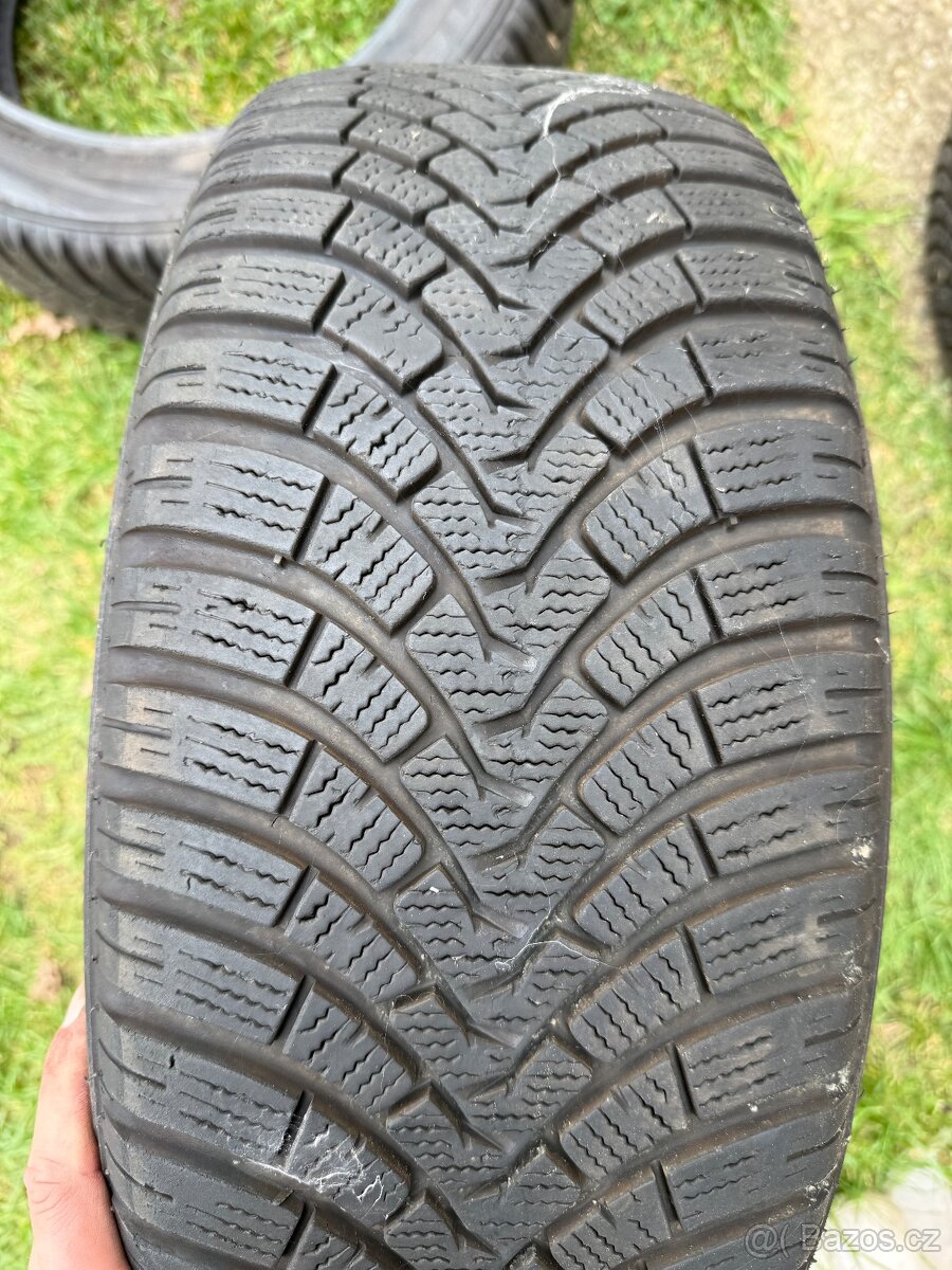 215/55/17 zimní sada pneu - 7mm - 2