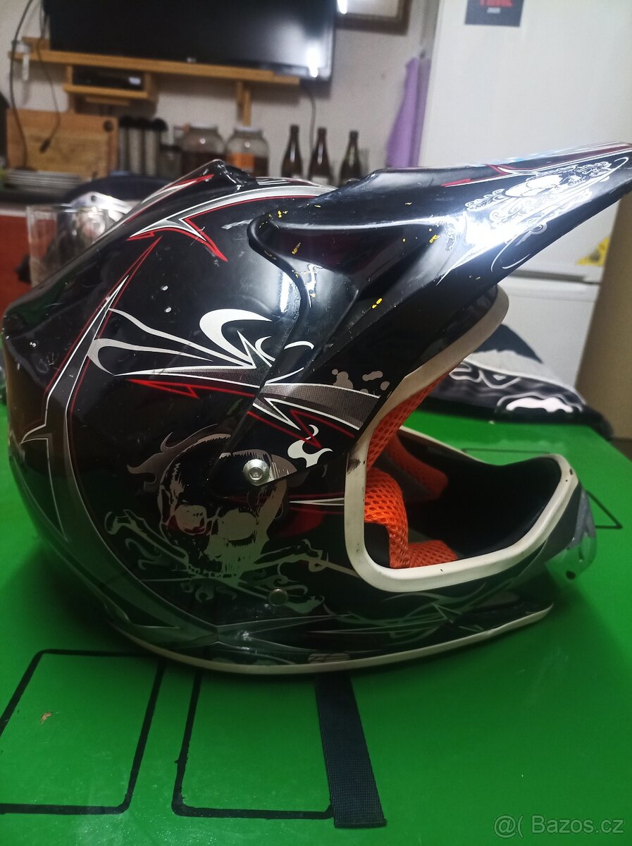 Helma Přilba - 2