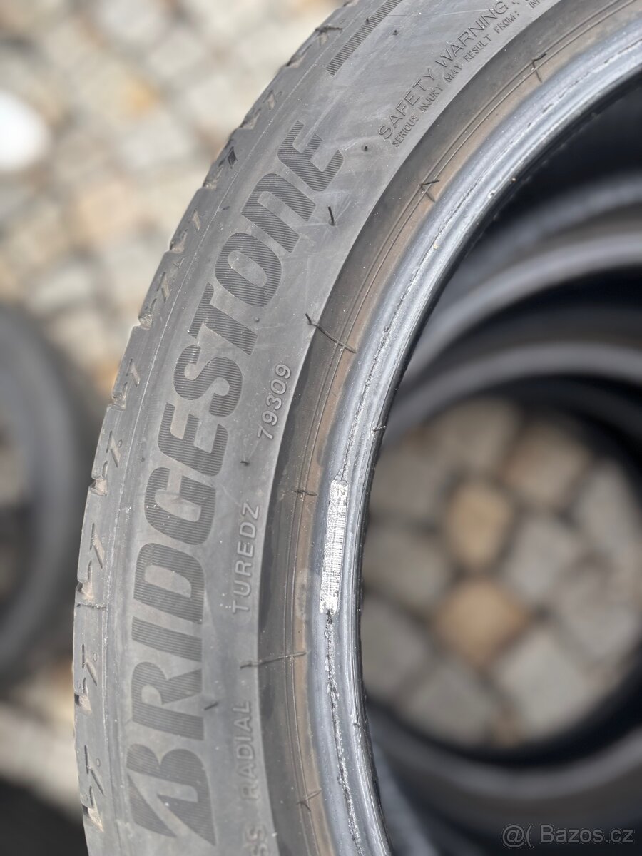 Bridgestone 215/50 R19 Letní pneumatiky - 2