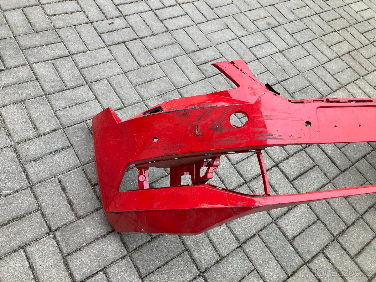 Škoda Superb 3 přední nárazník - 2