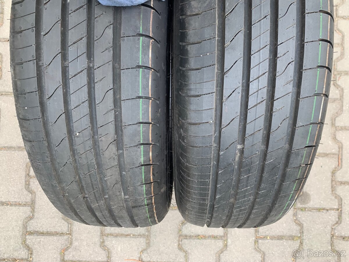 215/65/16 Goodyear - 2