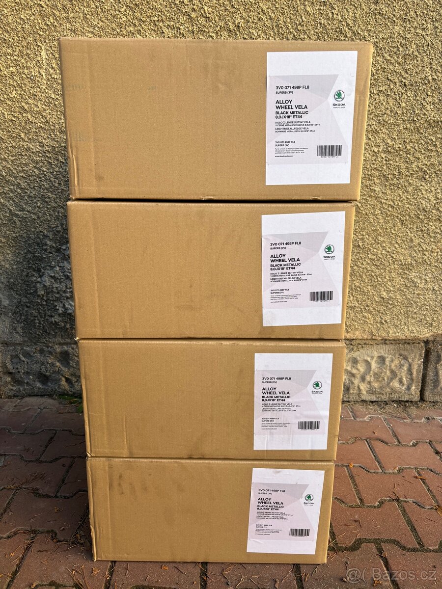 Vega Vela Superb18, Black Metallic, DPH - 2