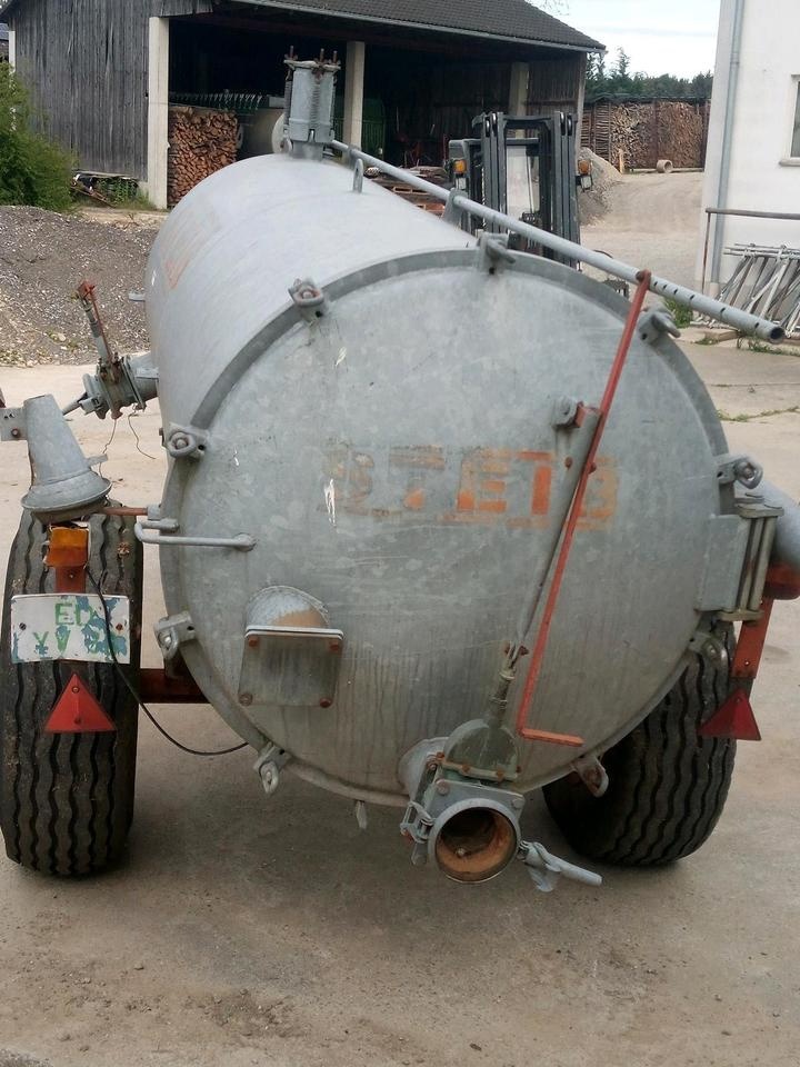 Pěkný fekál 3000 l - 2