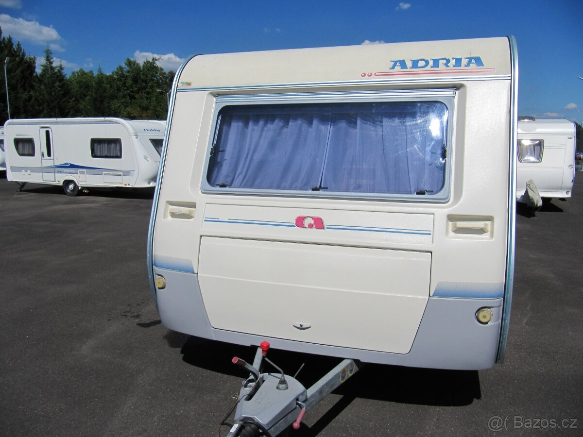 Prodám karavan Adria 462 DP,r.v.2002 + mover + předstan. - 2