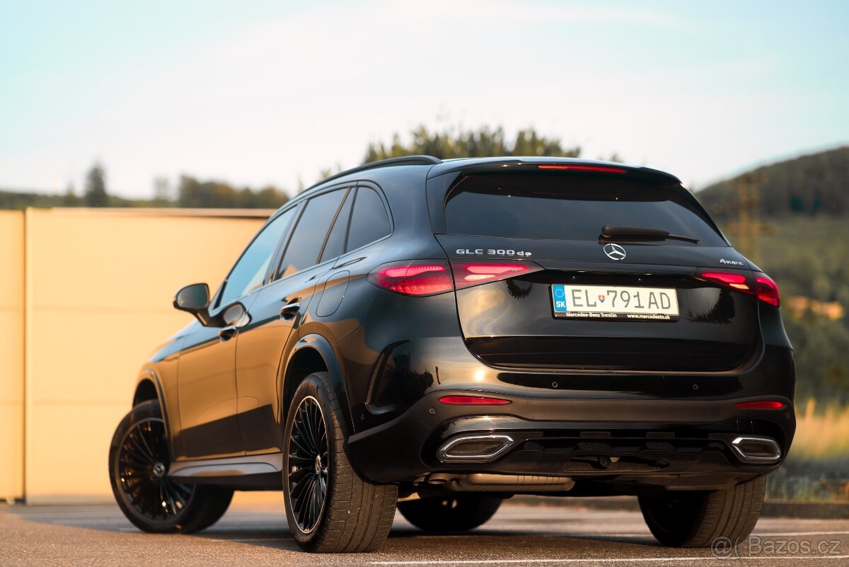 Mercedes-Benz GLC 300de AMG package 4MATIC ,DPH odpocet - 2