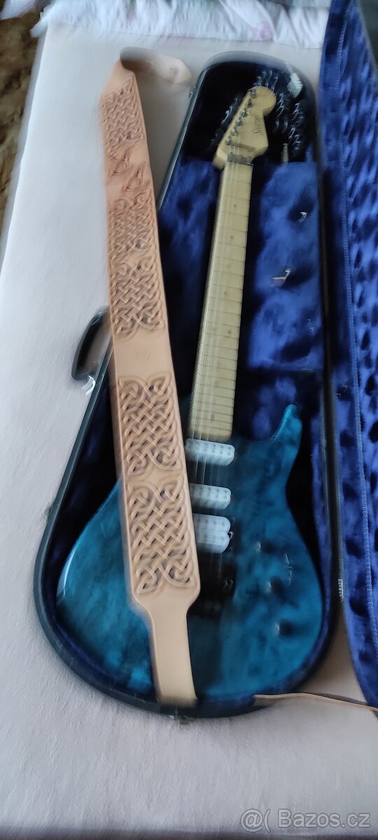 Prodám elektrickou kytaru Fender. - 2