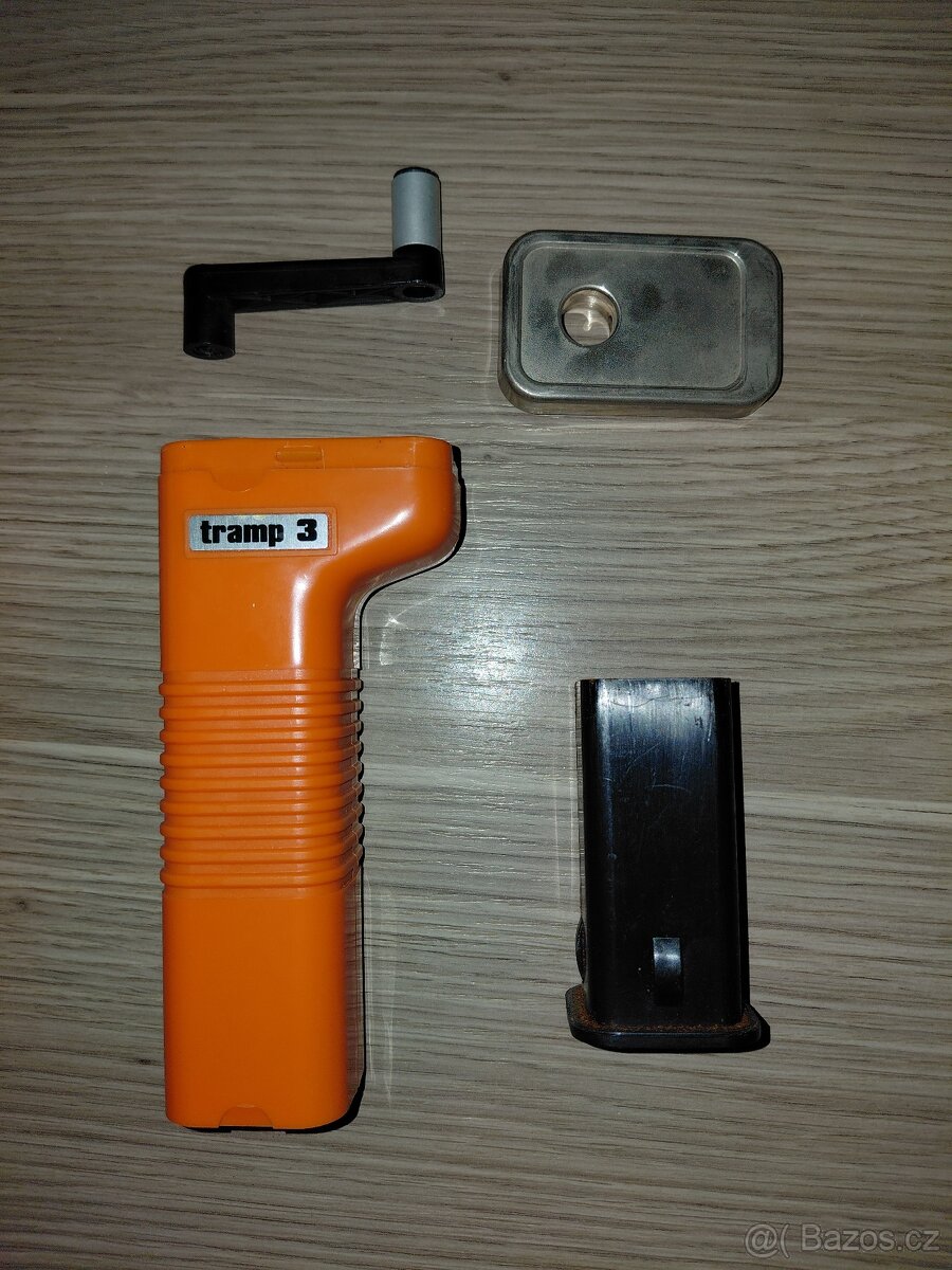 Ruční mlýnek na kávu - 2