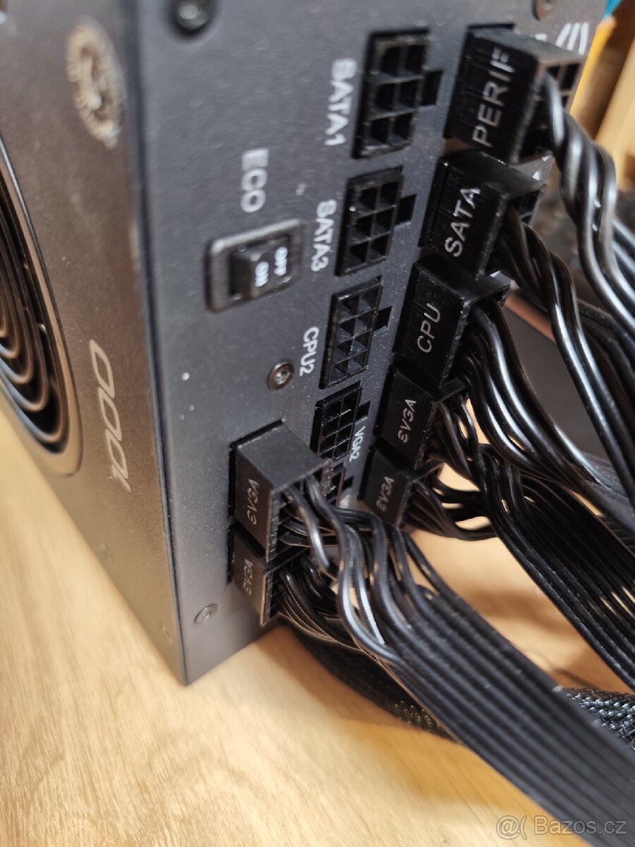 Evga GQ 1000w zdroj - 2