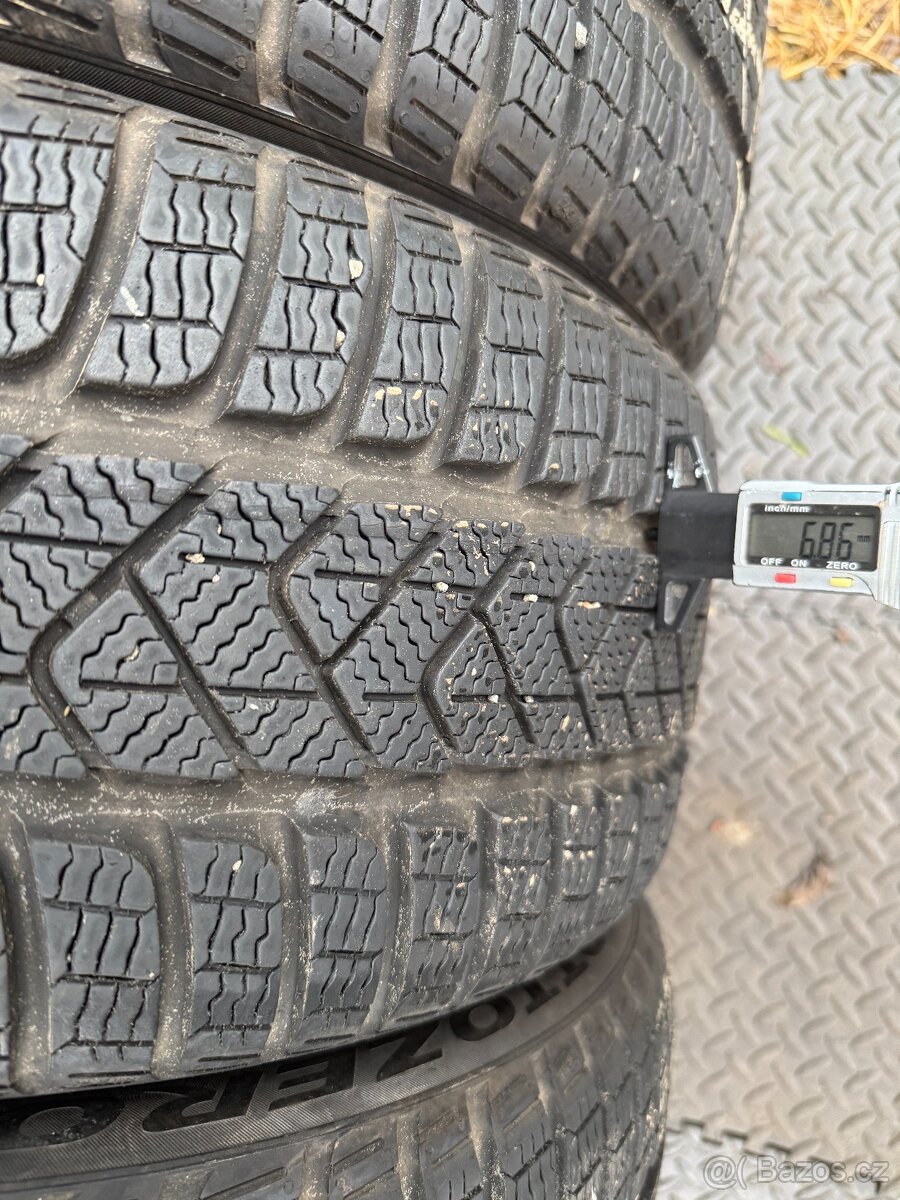 215/45/17 - Pirelli zimní pár pneu - 2