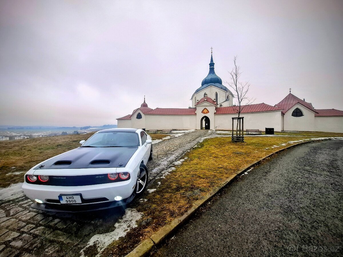 Dodge Challenger 6.4SRT8 - 2