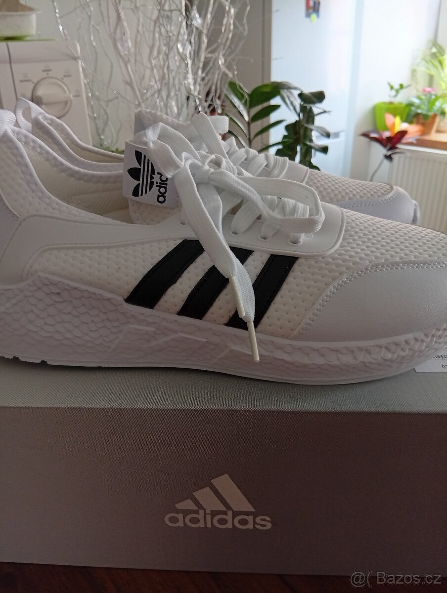 Adidas botasky nové - 2