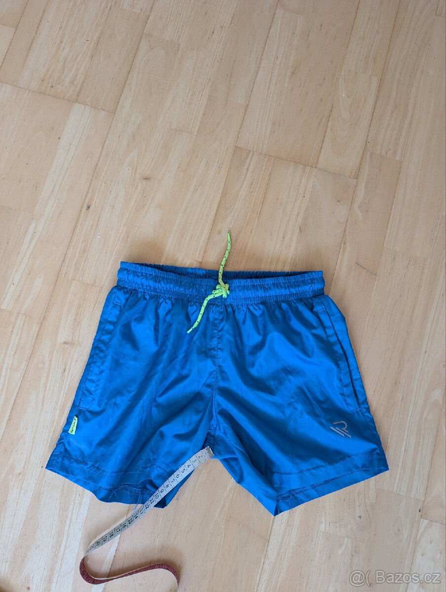 3 ks chlapecké plavky vel.146-152 modré, 6-9 let černé - 2