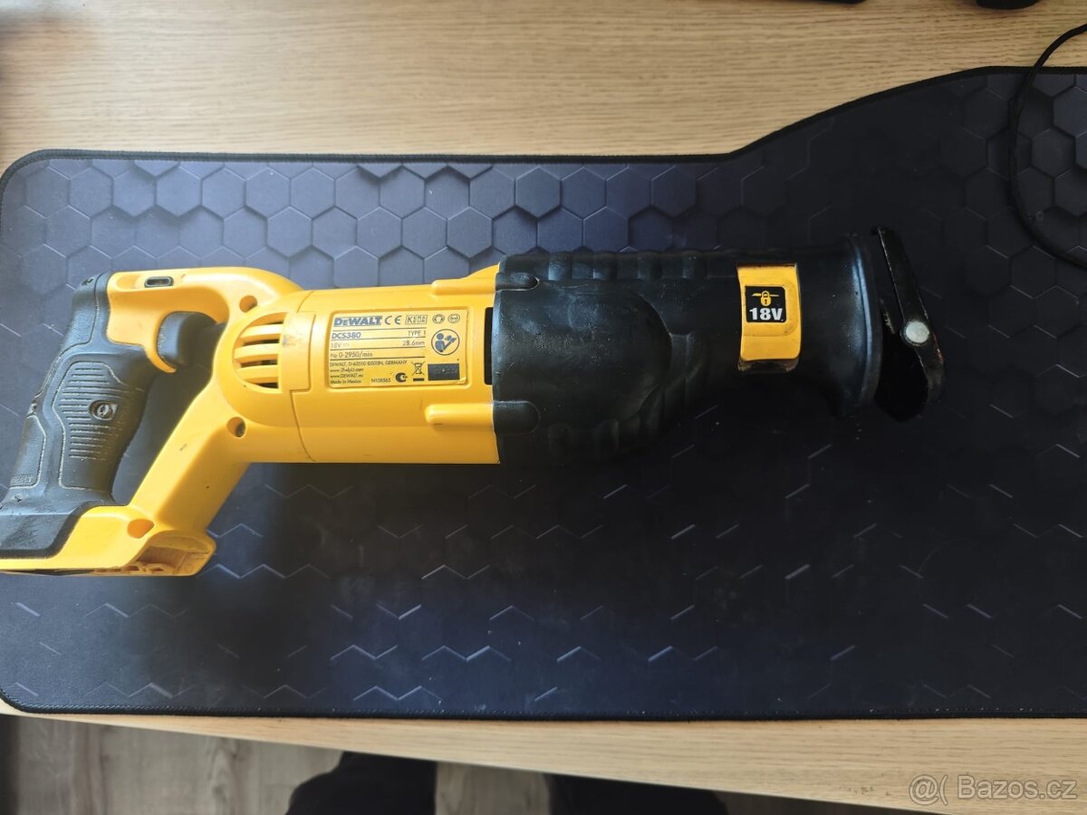 Prodám DeWALT vše OK - 2