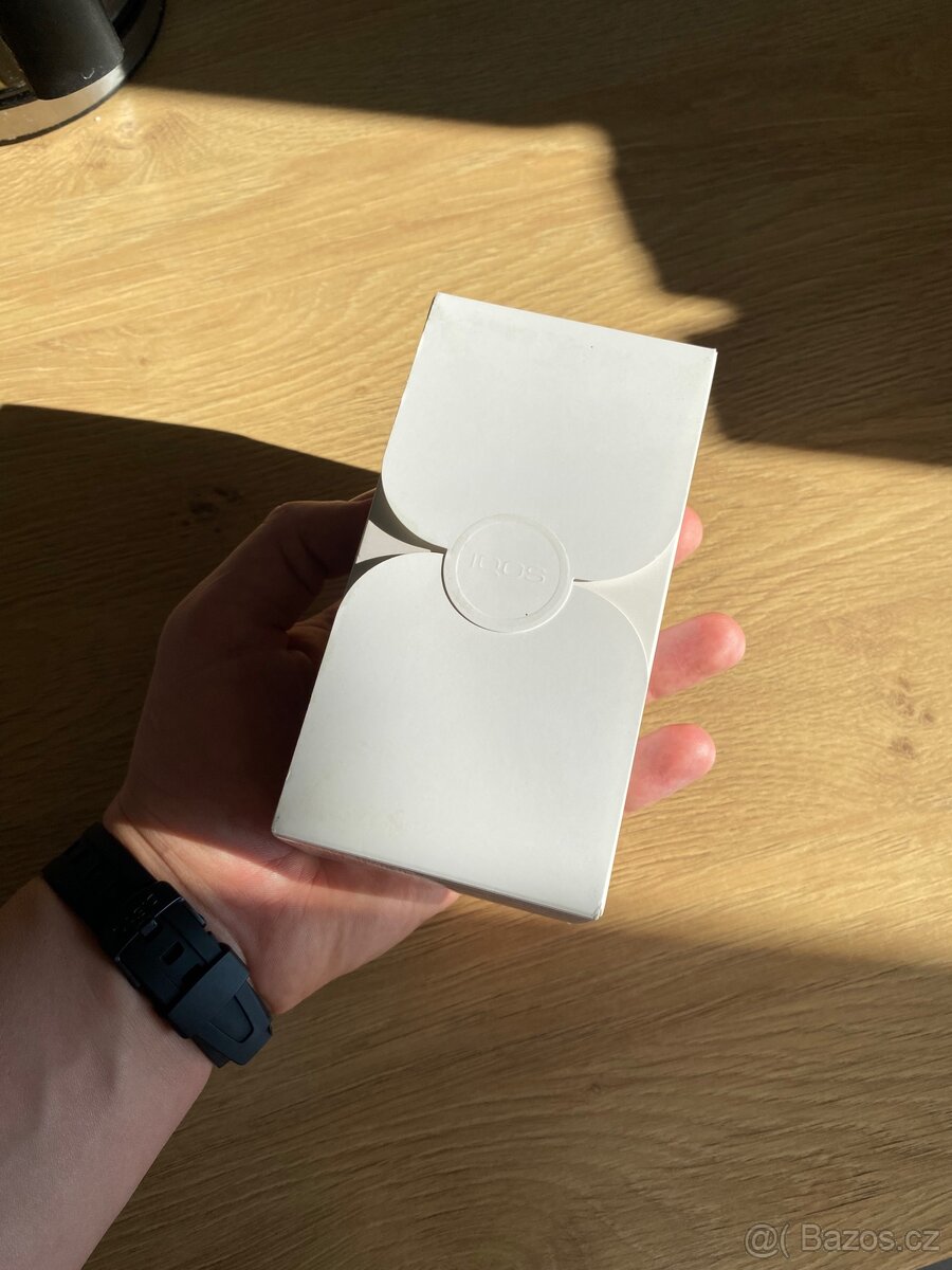 ILUMA i ONE v modré barvě (Azzurro Blue) - 2