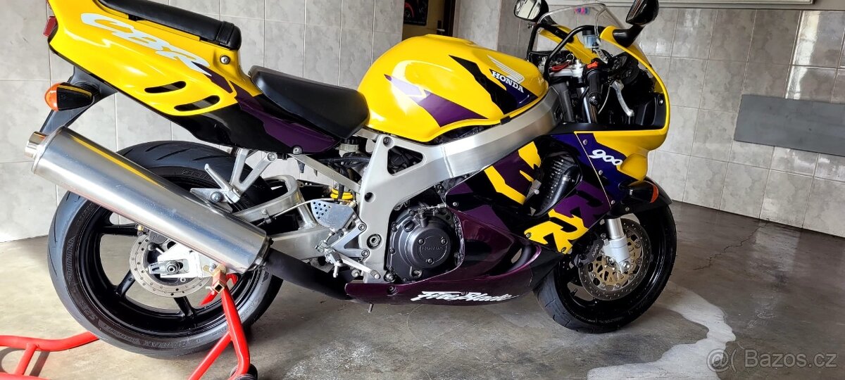 Honda cbr 900rr Fireblade - 2