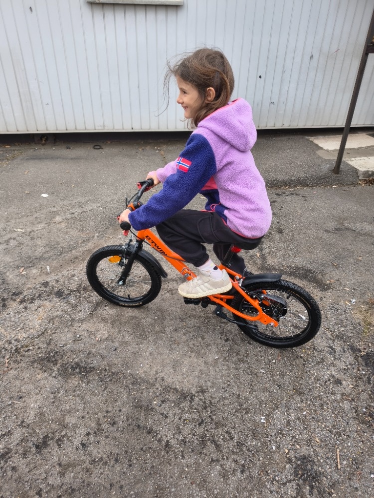 dětské kolo 16 - 2