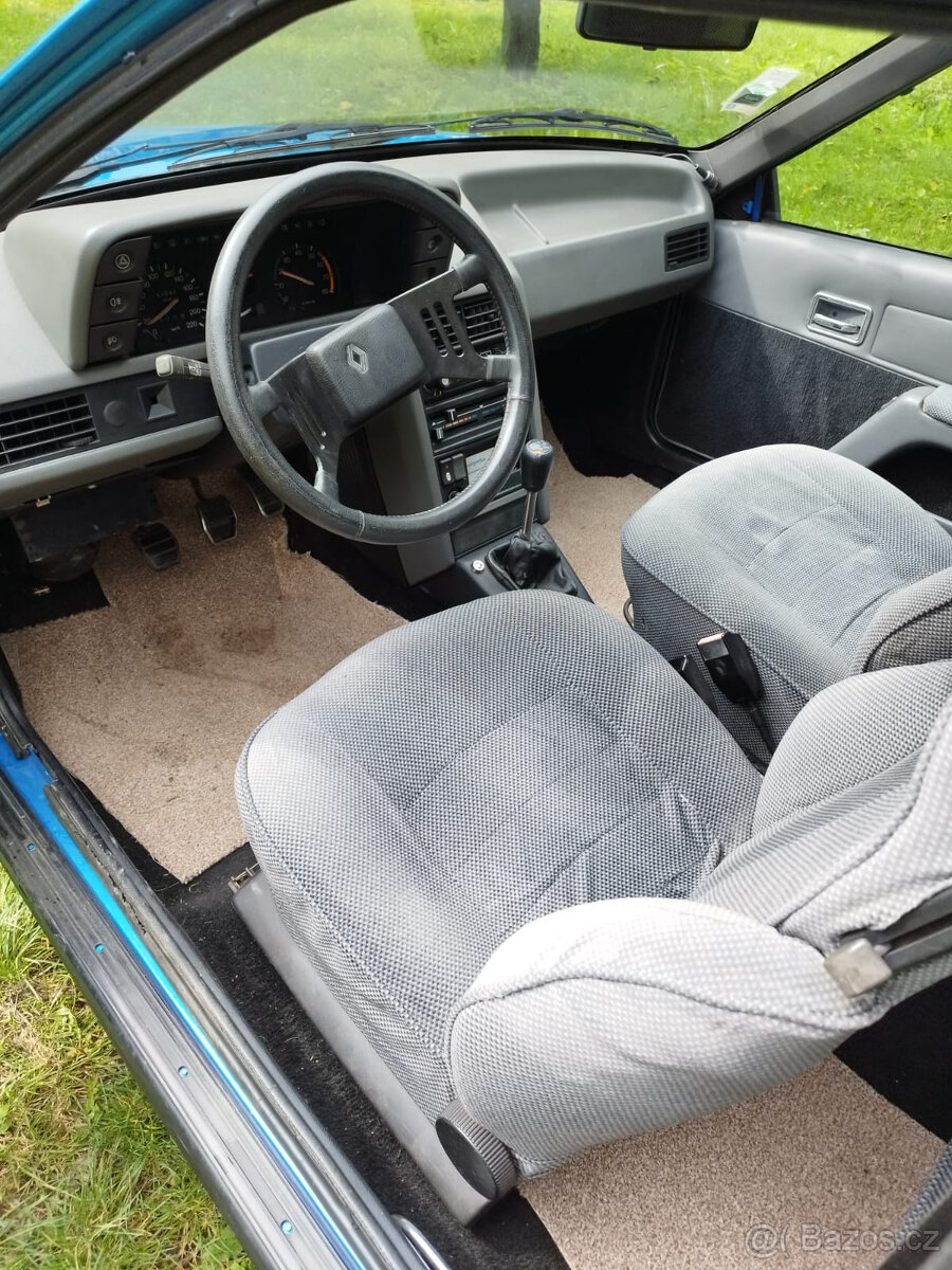 Renault Fuego GTX - 2