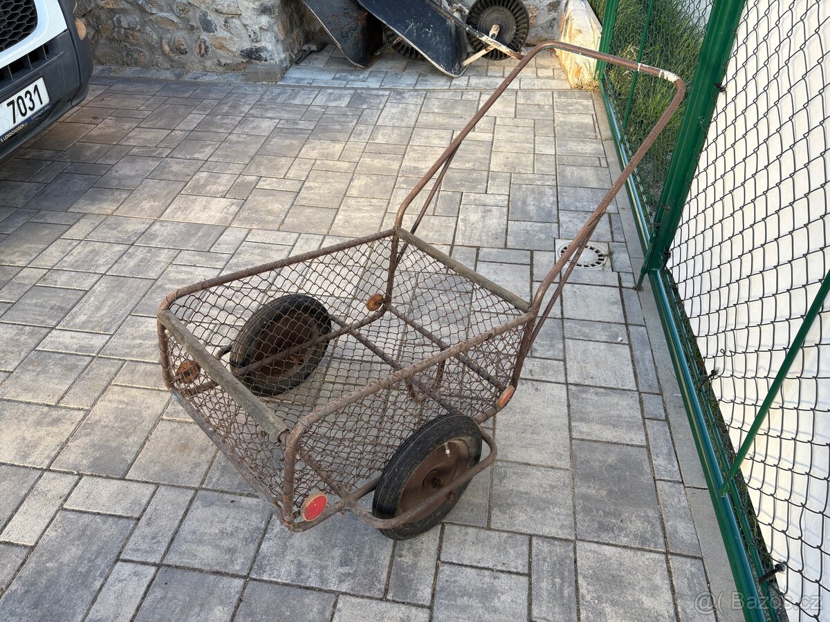 Retro dvoukolák/kára - 2