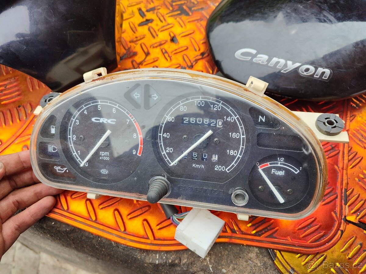 Cagiva Canyon 500 / 600 - plasty - díly - 2