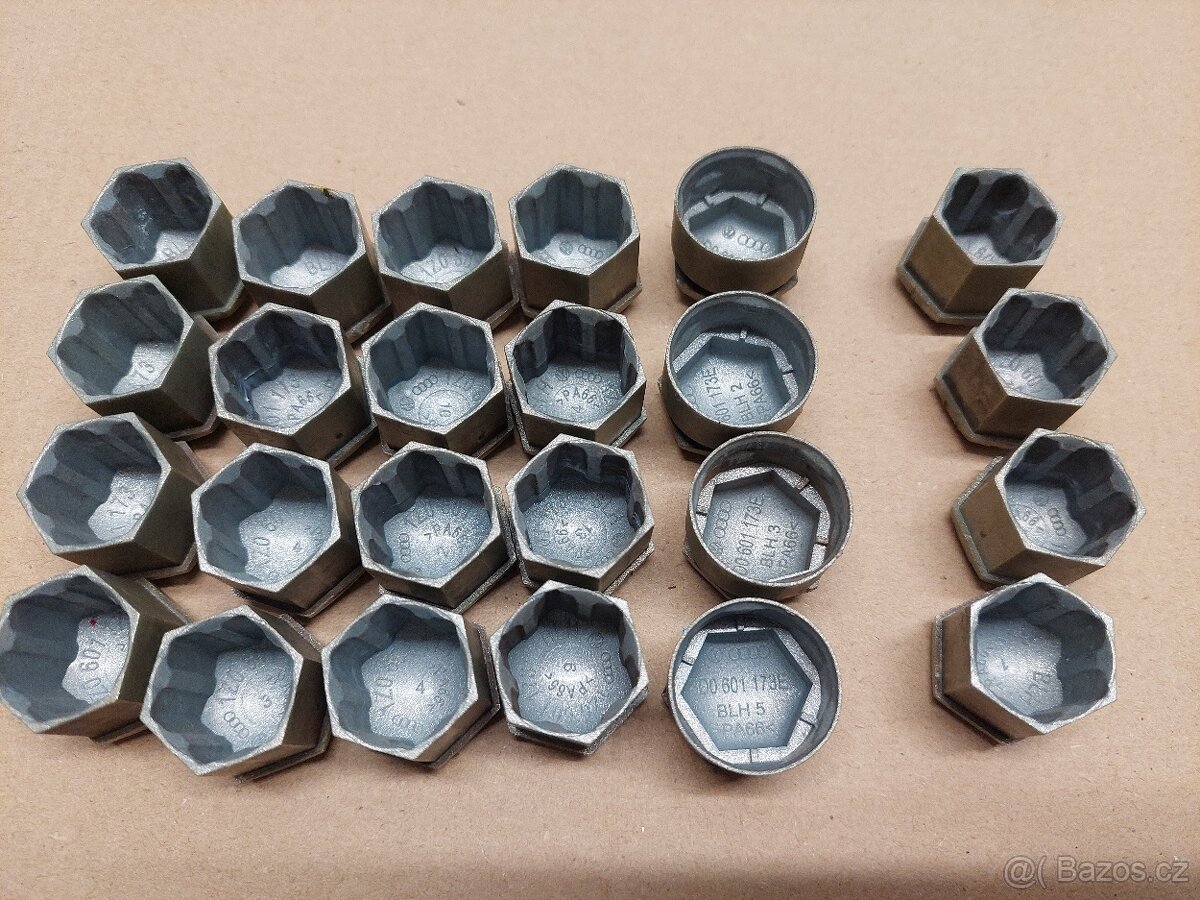 Originální krytky šroubů kol, originál Škoda - 2