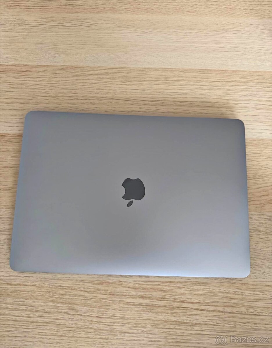 MacBook Air 13” (2018) - 2