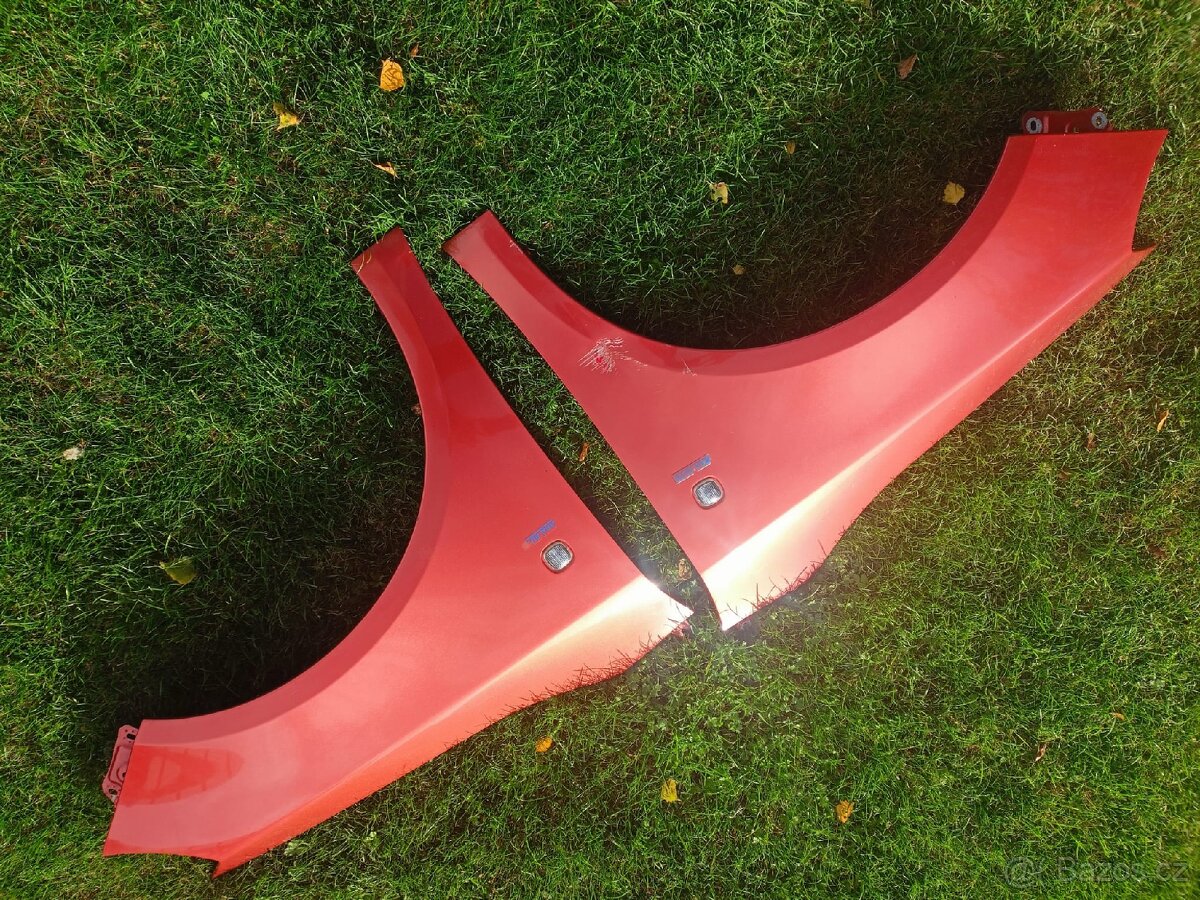 Přední L+P blatník Škoda fabia 2 - 2