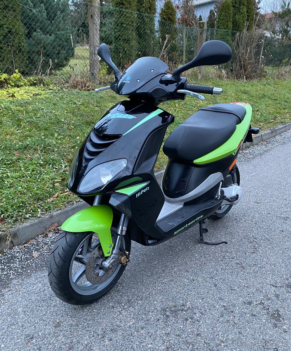 Skútr Piaggio NRG bez řidičáku 25 km/h - 2
