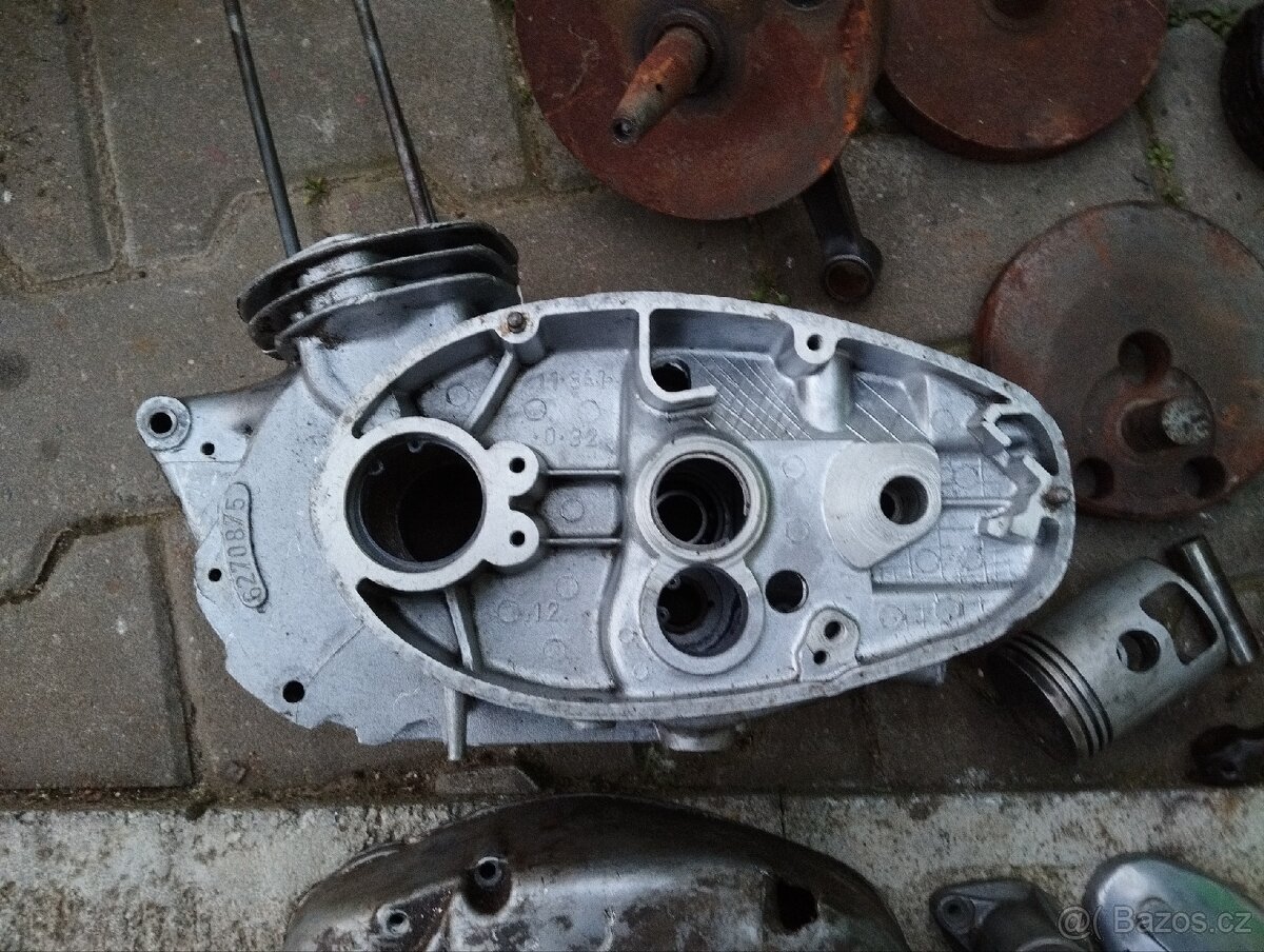 Díly motor MZ150 a další - 2