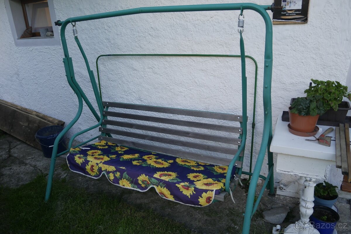Zahradní houpačka - 2