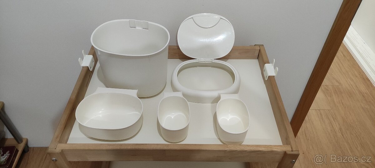 Přebalovací pult IKEA - 2