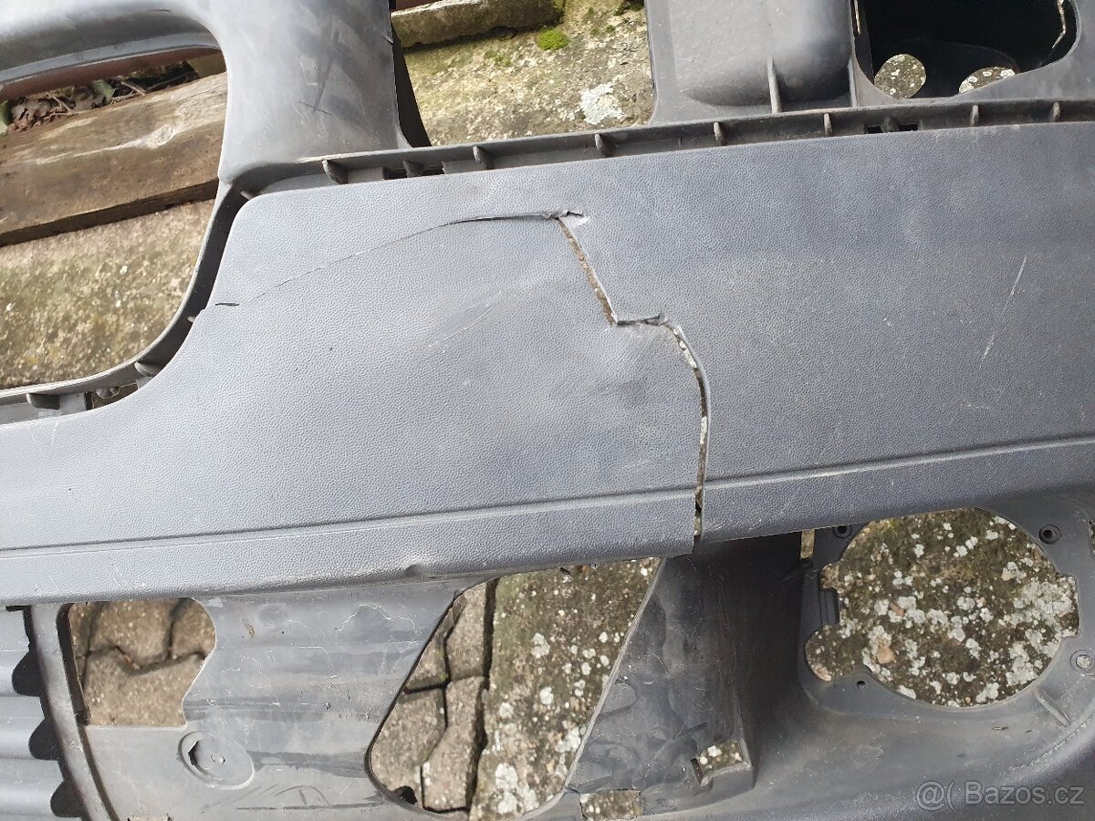 Přední nárazník originál Volkswagen Transportér T5 - 2