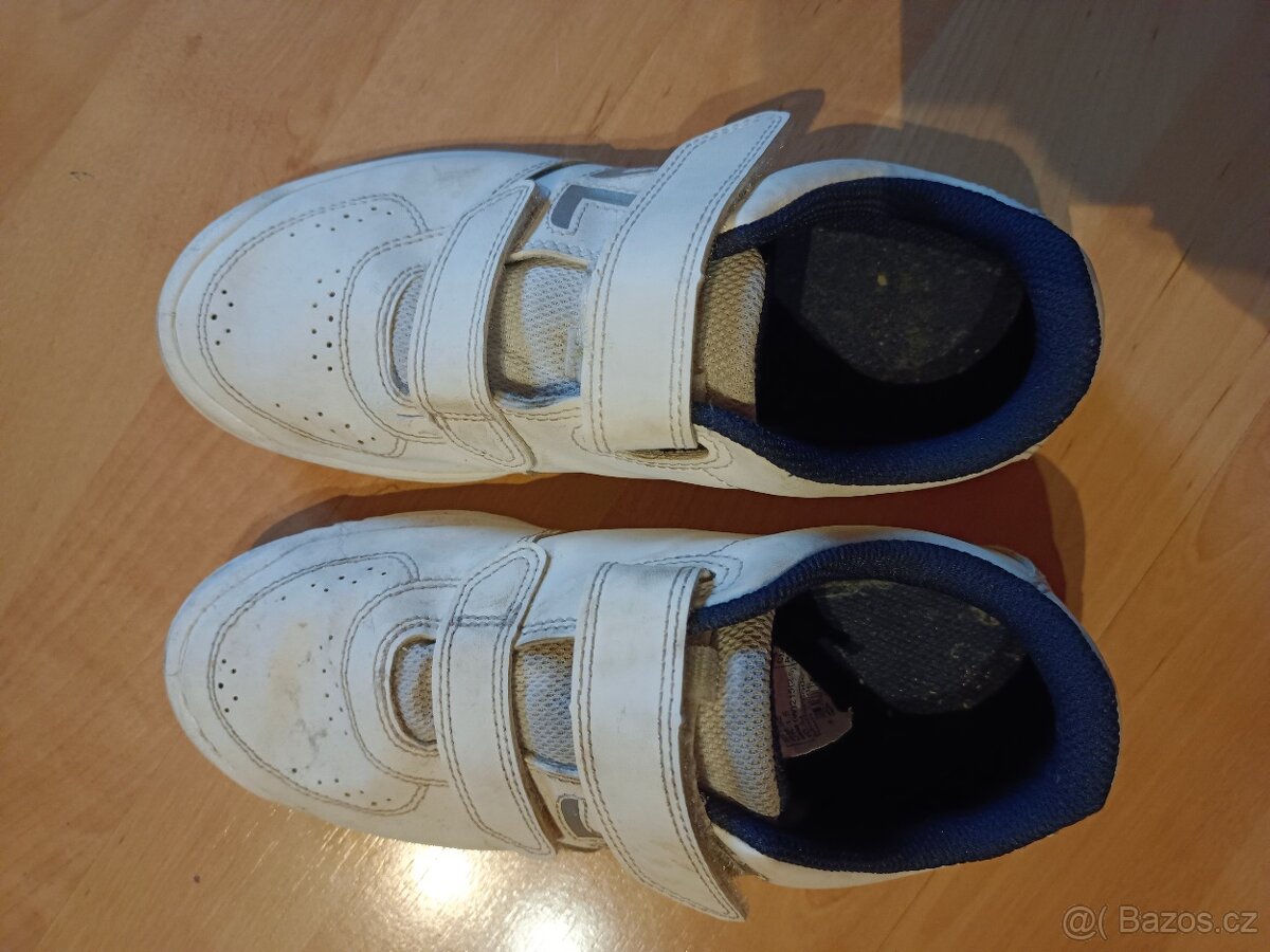 Sportovní boty bile - 2