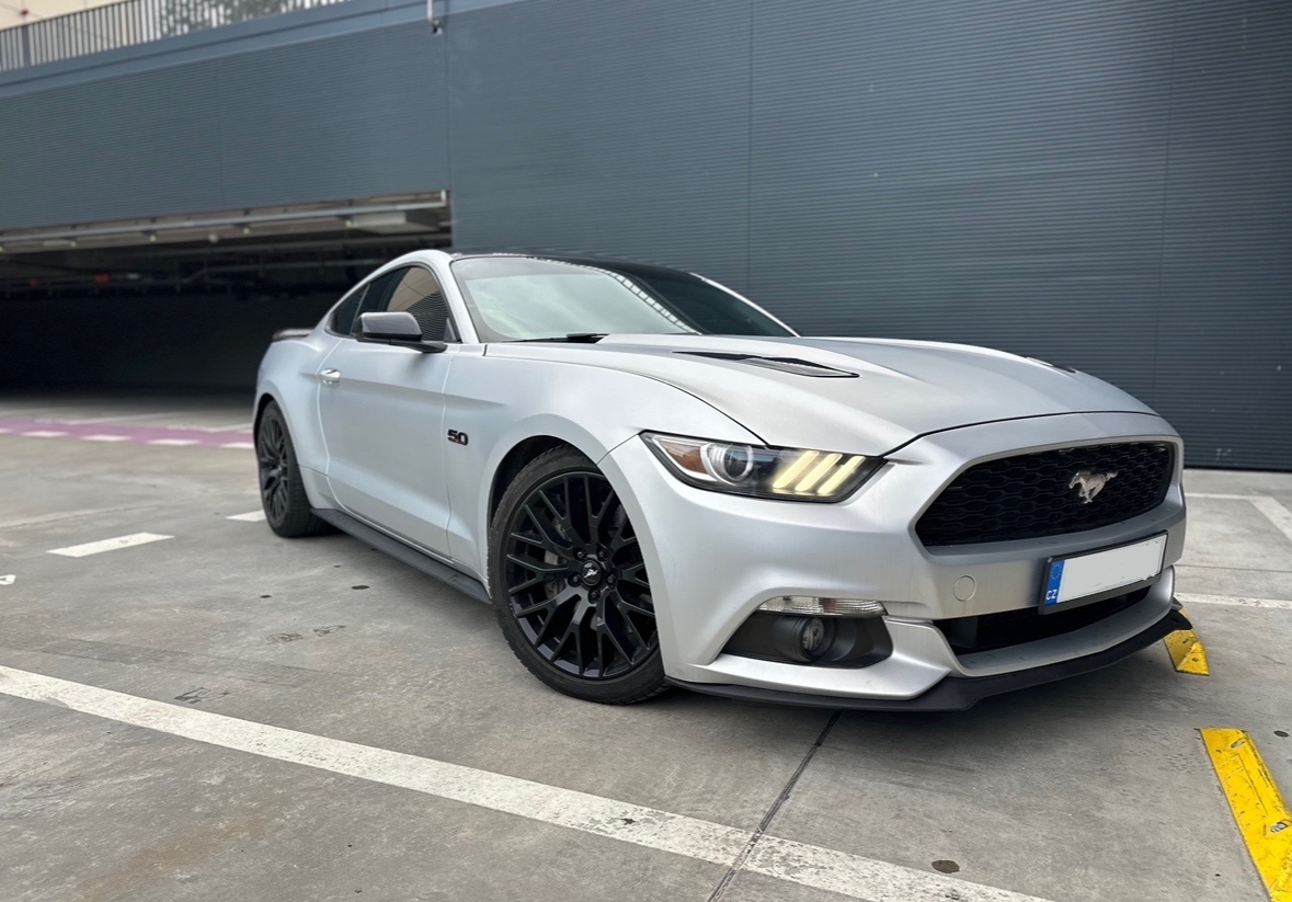 Prodám Ford Mustang GT 5.0 V8 2017 - 2