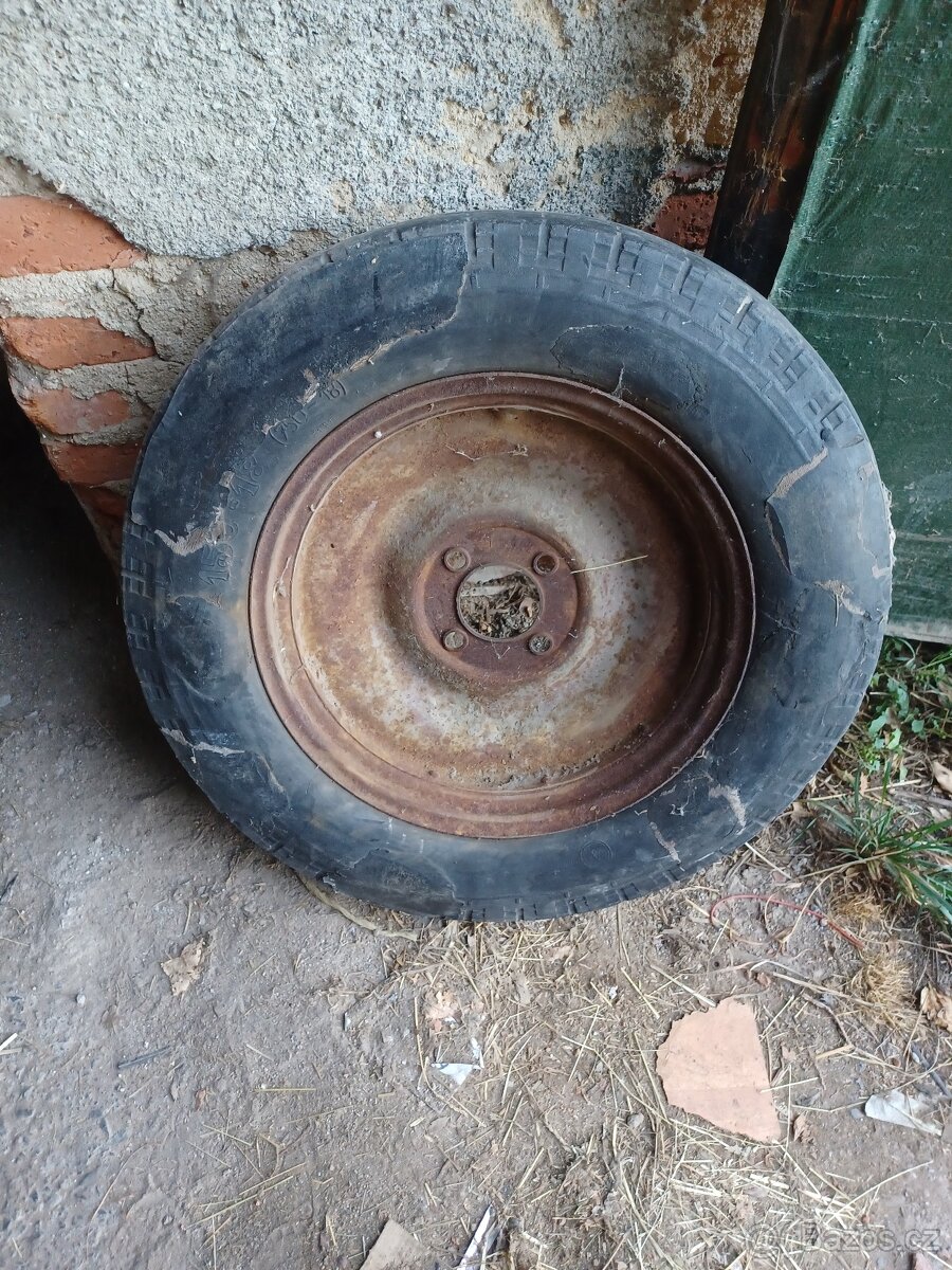 Pneu Baťa - 2