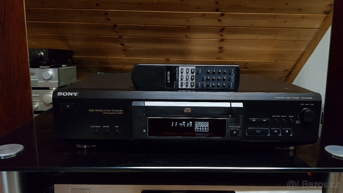 Sony CDP-XE330 CD přehrávač s DO - 2