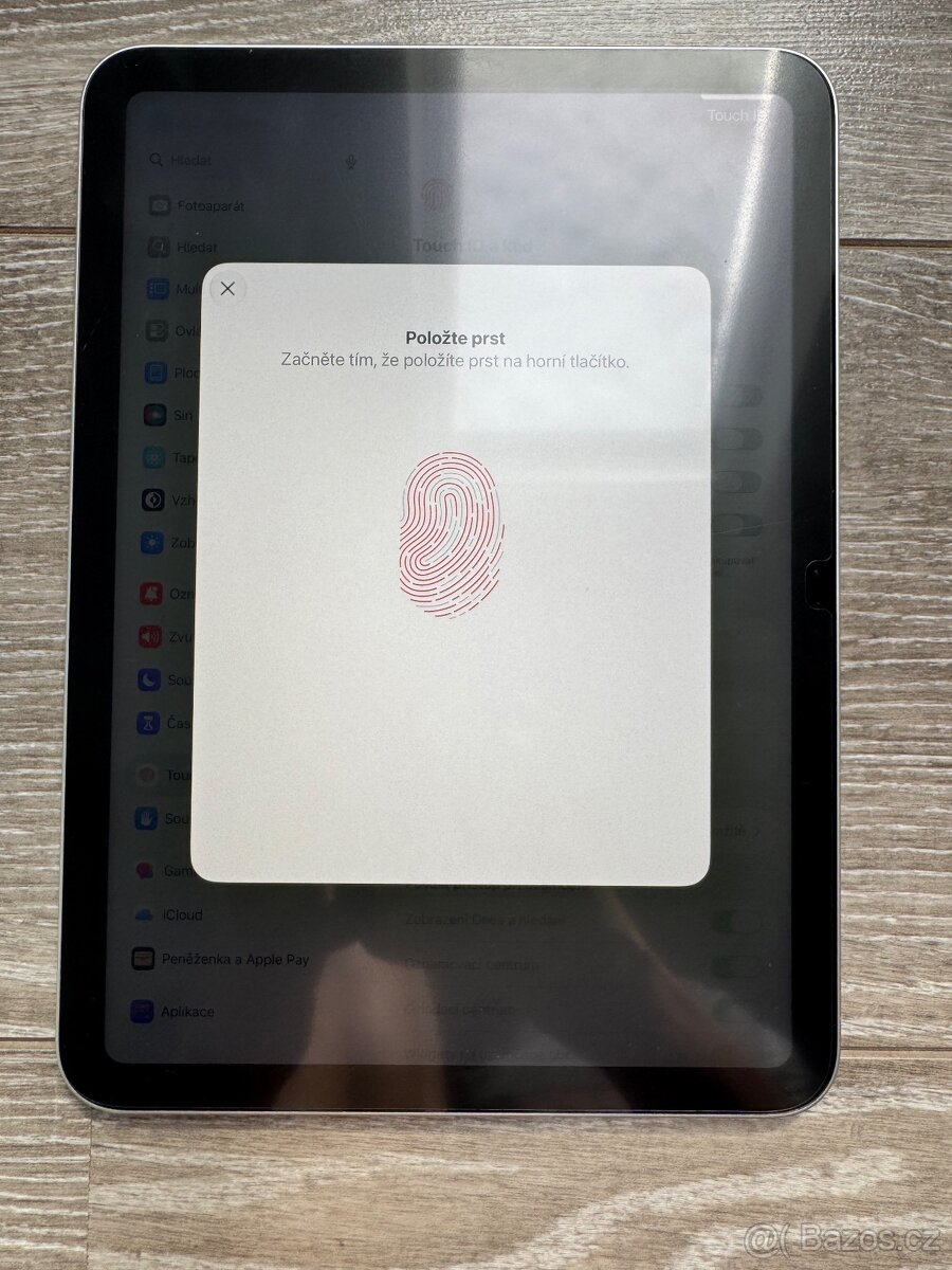 Apple iPad 10. Generace 64GB stříbrný - 2