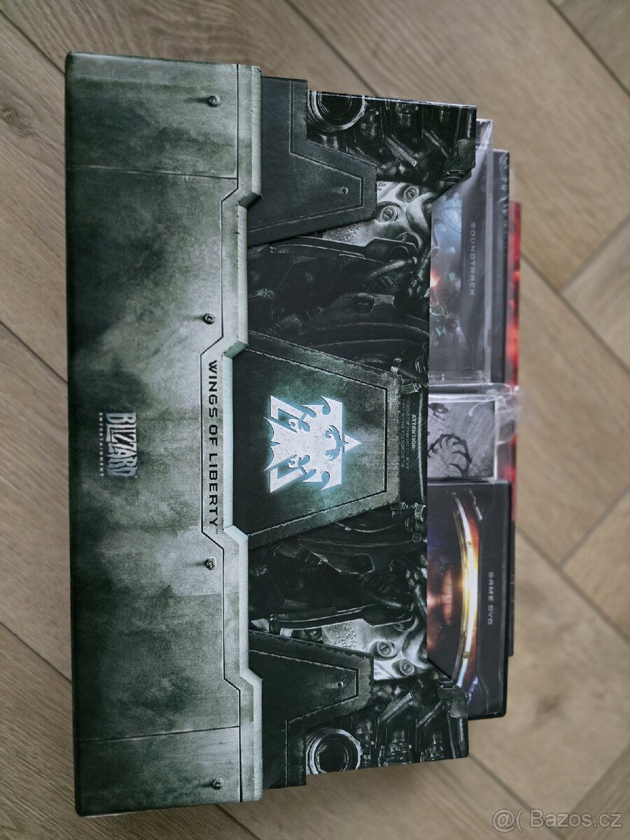 Starcraft II - Wings of liberty sběratelská edice - 2